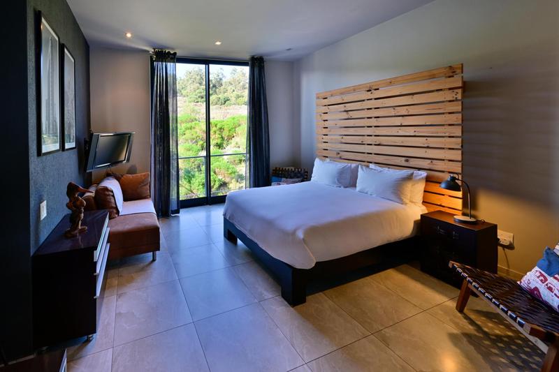 3 Bedroom Property for Sale in Klein Zevenwacht Western Cape